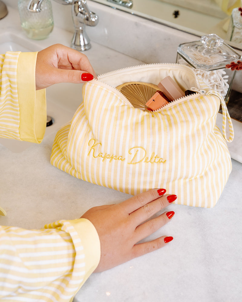 QUILTED ZIP TRAVEL BAG