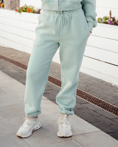 Drop Cut Fleece Sweatpants