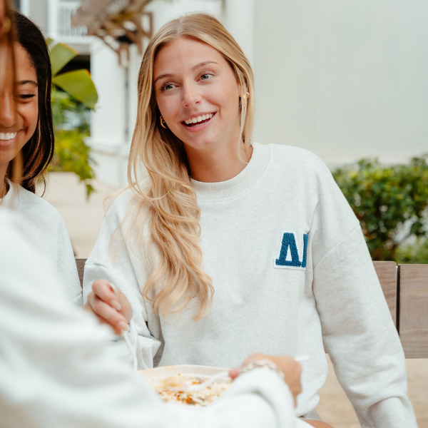 Daydream Mini Mock Sweatshirt – The Collegiate Lineup
