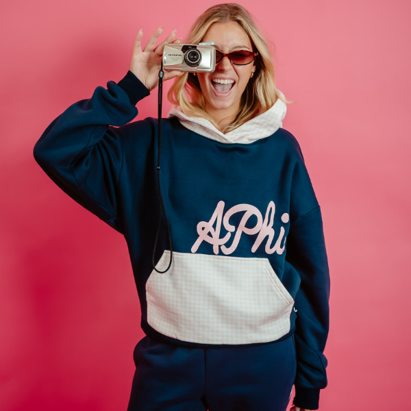 Women’s Heavyweight Fleece Boxy Hoodie