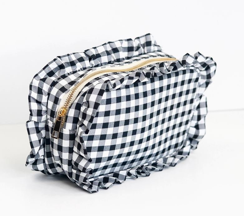 Mugsby Gingham Ruffle Zipper Pouch